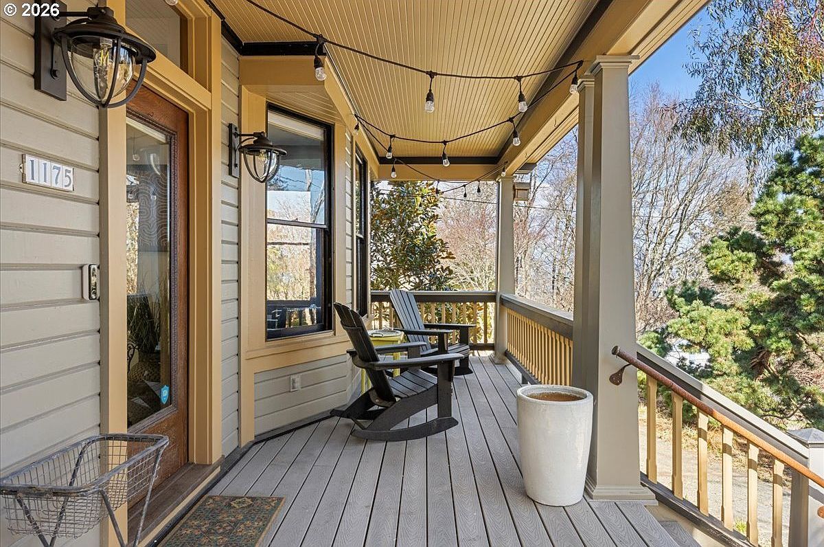 1175 11th St Astoria, OR 97103 - Thumbnail 5