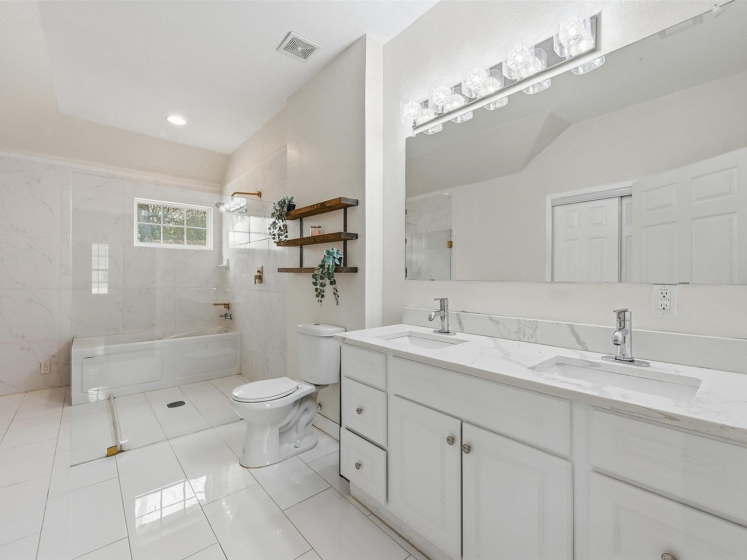 201 W Enon Ave Everman, TX 76140 - Thumbnail 5