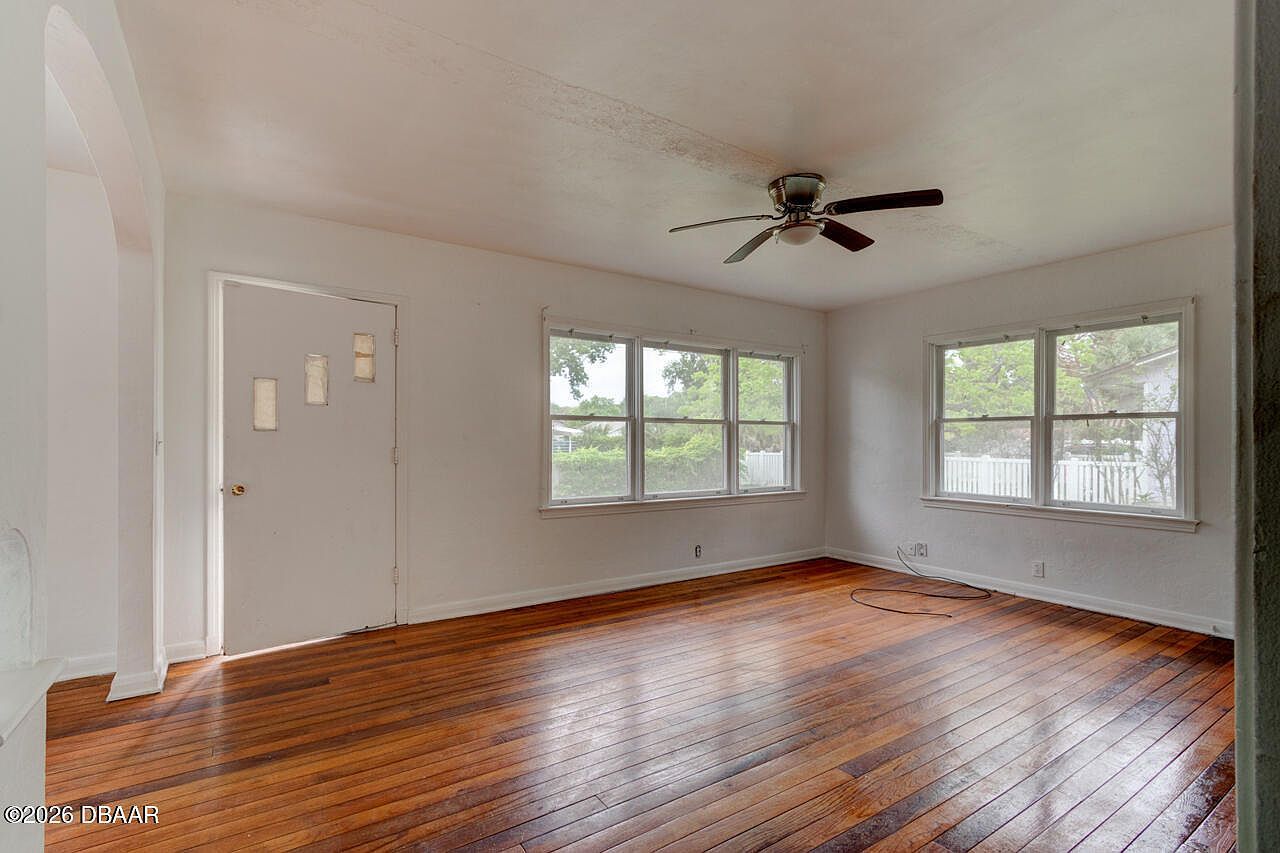 633 Byron Ave Daytona Beach, FL 32114 - Thumbnail 5