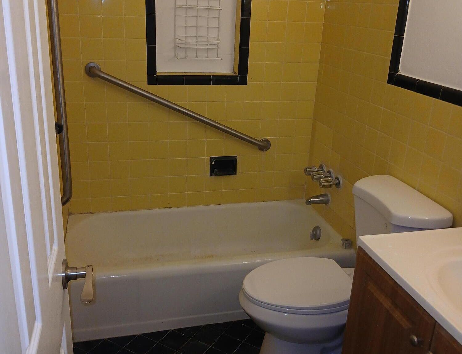 921 Winchester St Daytona Beach, FL 32114 - Thumbnail 5