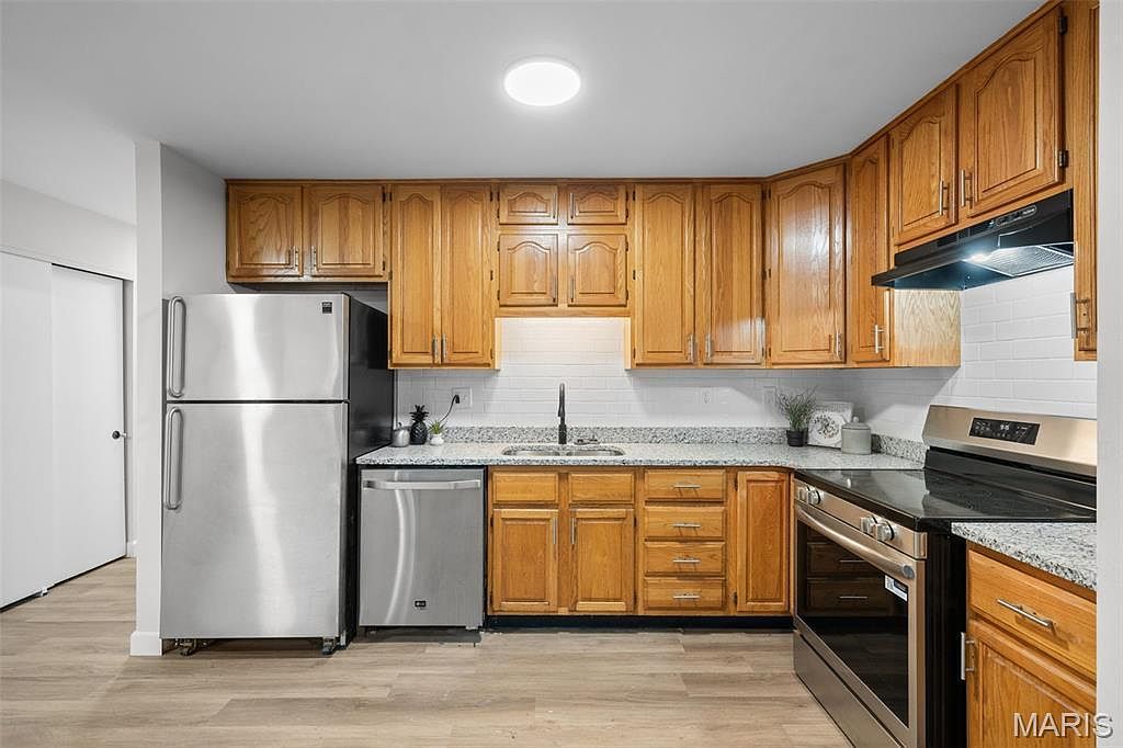 1265 Central Pkwy Florissant, MO 63031 - Thumbnail 5