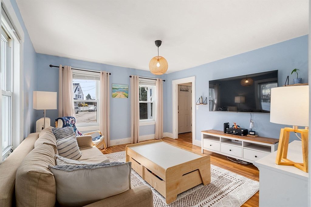 17 Linden St #17 Maynard, MA 01754 - Thumbnail 5