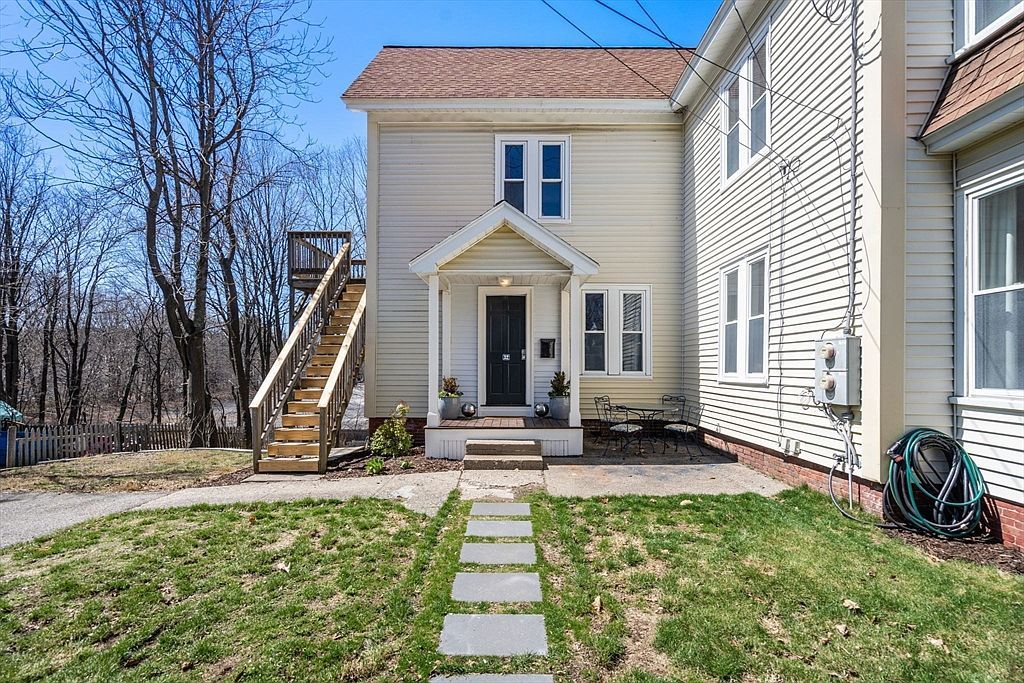 32 Thompson St Unit 32 Maynard, MA 01754 - Thumbnail 5