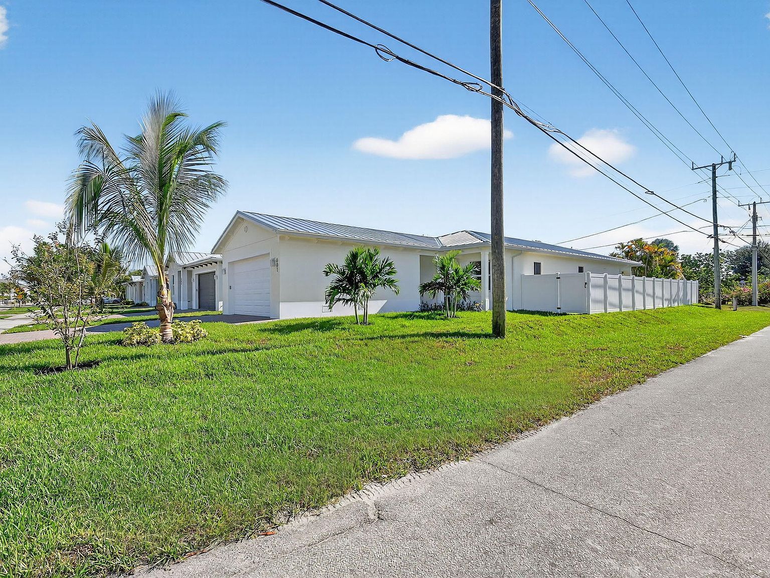 601 N Loxahatchee Dr Jupiter, FL 33458 - Thumbnail 5