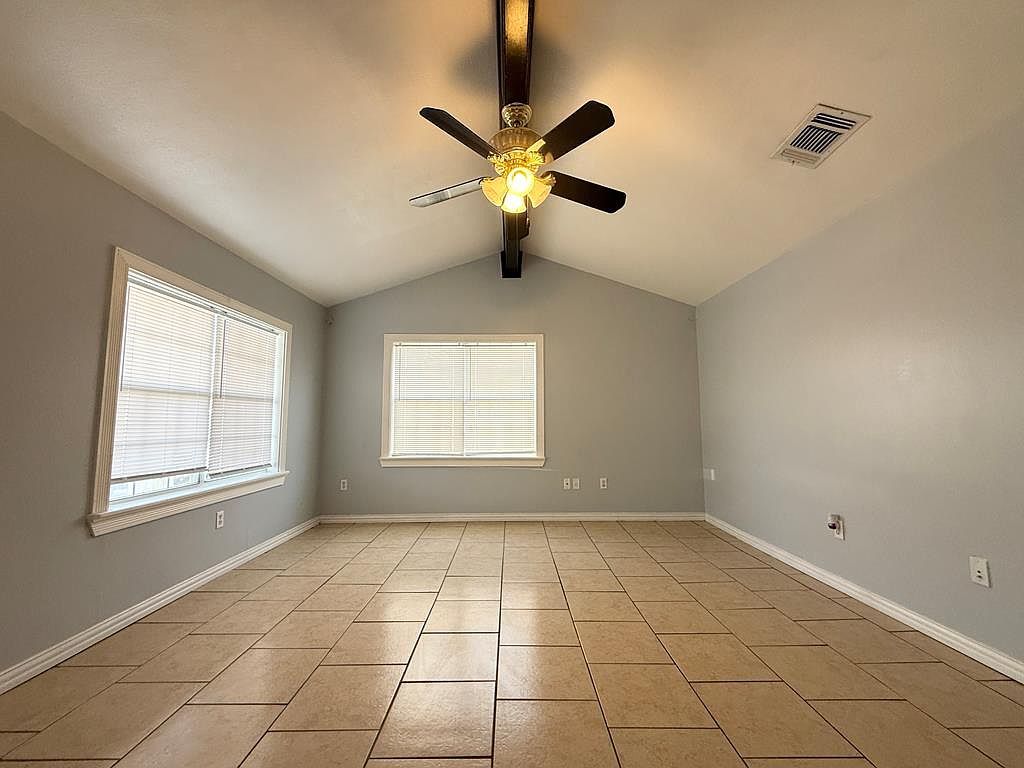 914 E 14th St Odessa, TX 79761 - Thumbnail 5