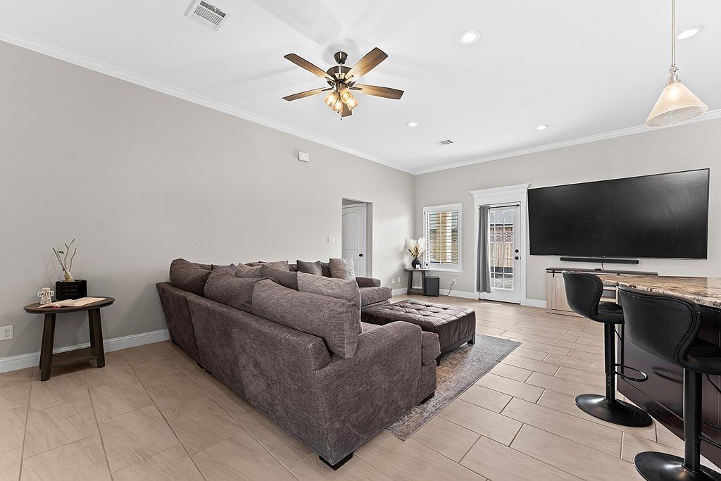 2512 Flicker Dr Midland, TX 79706 - Thumbnail 5