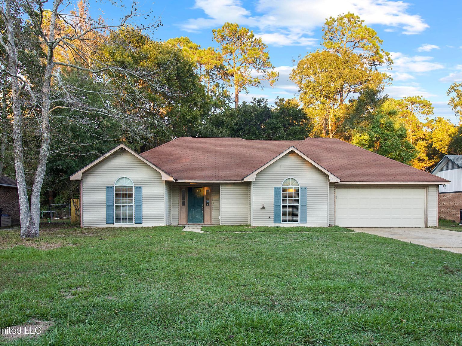 7020 Red Bud Ln Ocean Springs, MS 39564 - Thumbnail 5