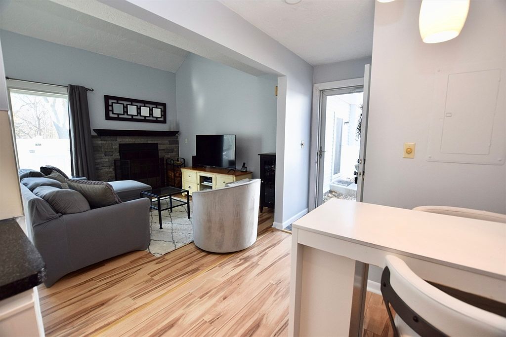 201 Lake St Unit 30 Weymouth, MA 02189 - Thumbnail 5