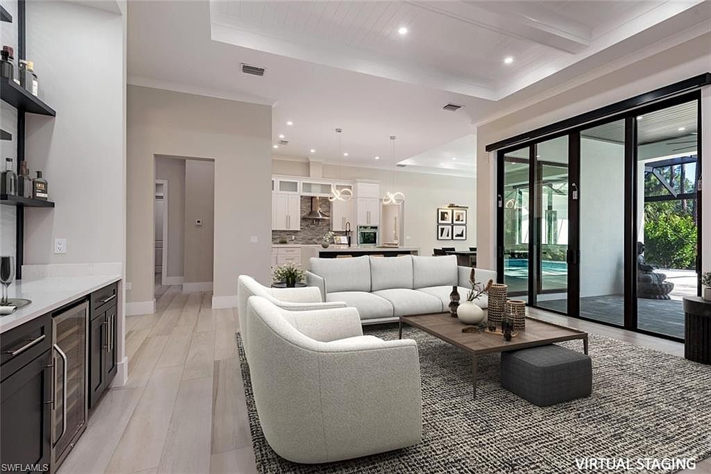 662 9th St SW Naples, FL 34117 - Thumbnail 5