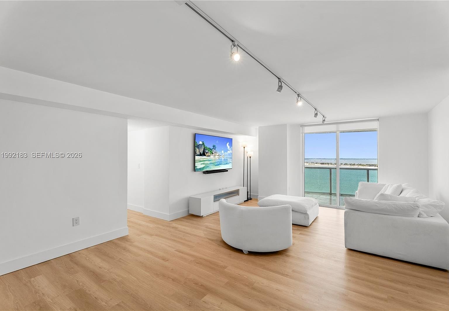 2101 Brickell Ave APT 806 Miami, FL 33129 - Thumbnail 5