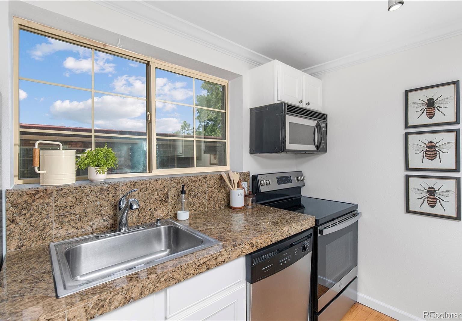 30 N Emerson St APT 302 Denver, CO 80218 - Thumbnail 5