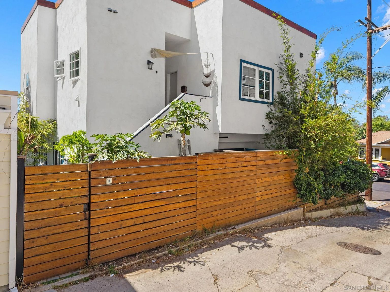 125-127 W Brookes Ave San Diego, CA 92103 - Thumbnail 5