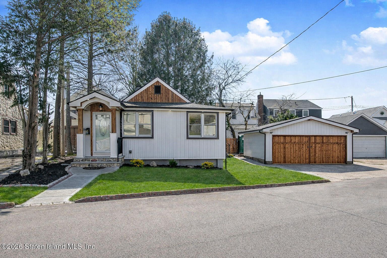 249 Lindenwood Rd Staten Island, NY 10308 - Thumbnail 5