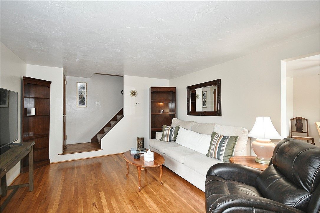 4374 Homestead Duquesne Rd Homestead, PA 15120 - Thumbnail 5