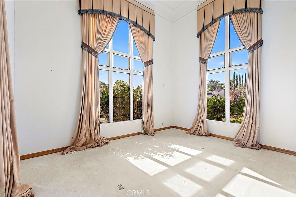 1747 N Acacia Ave Fullerton, CA 92831 - Thumbnail 5