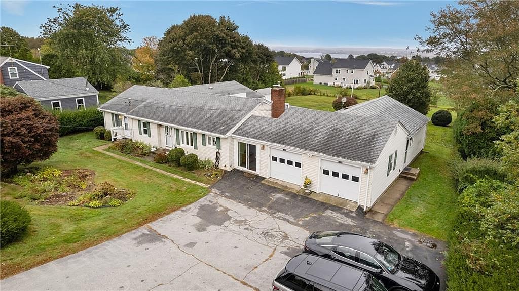 1533 E Main Rd Portsmouth, RI 02871 - Thumbnail 5