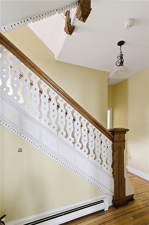 12 Catherine St APT 2 Newport, RI 02840 - Thumbnail 5