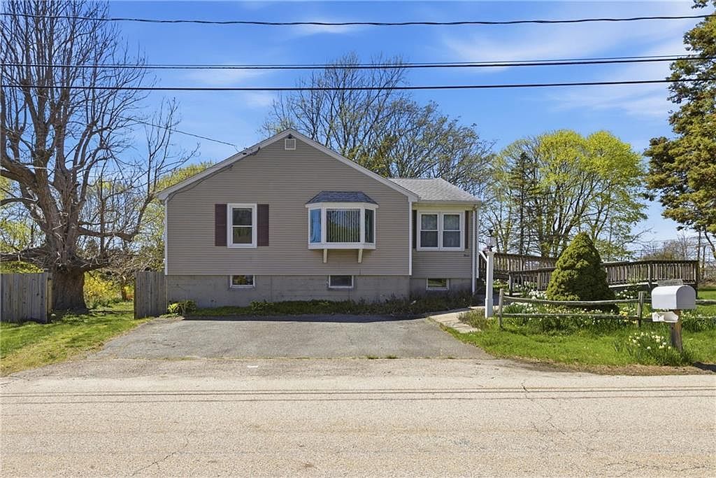 3 Wabasso Ter Newport, RI 02842 - Thumbnail 5