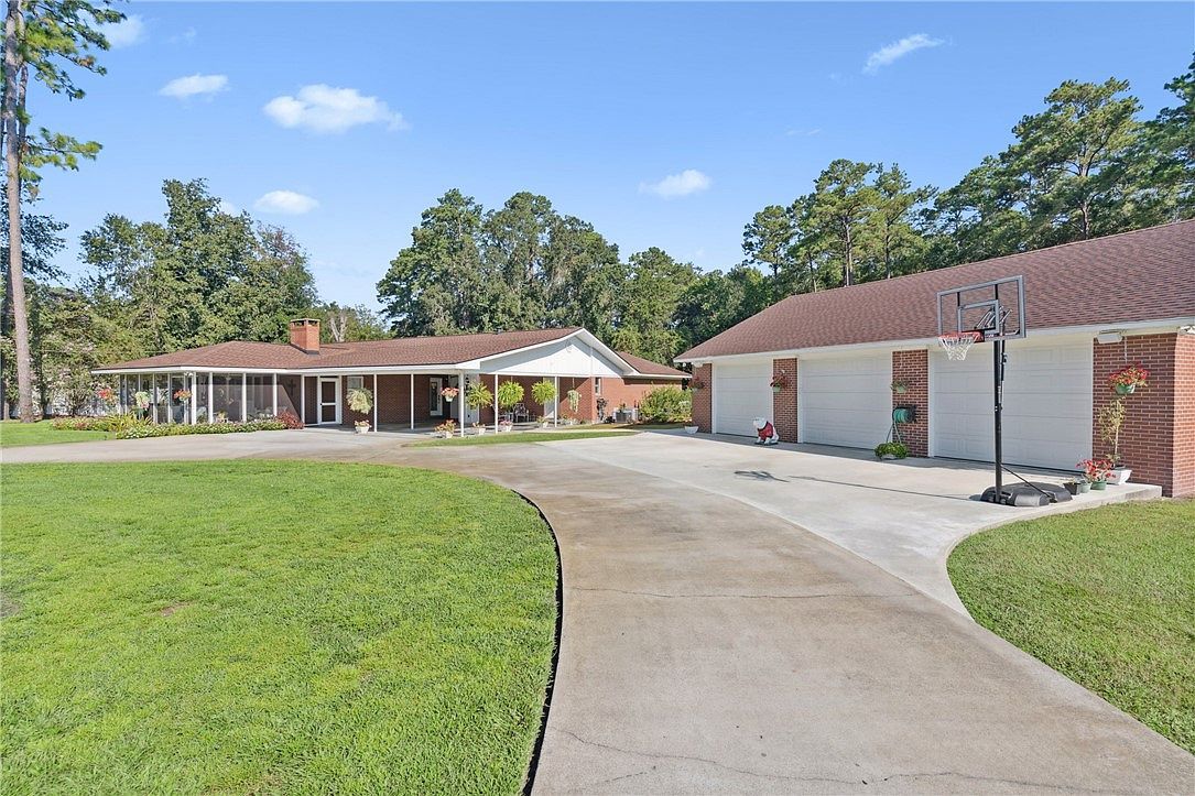 435 Chapel Crossing Rd Brunswick, GA 31525 - Thumbnail 5