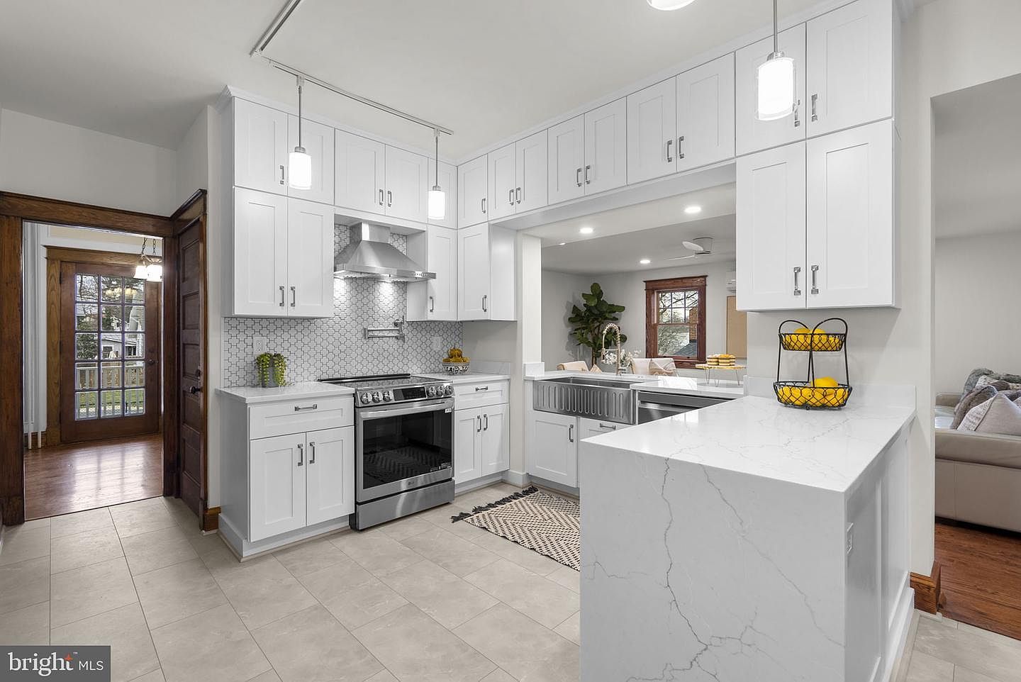 9403 Warren St Silver Spring, MD 20910 - Thumbnail 5