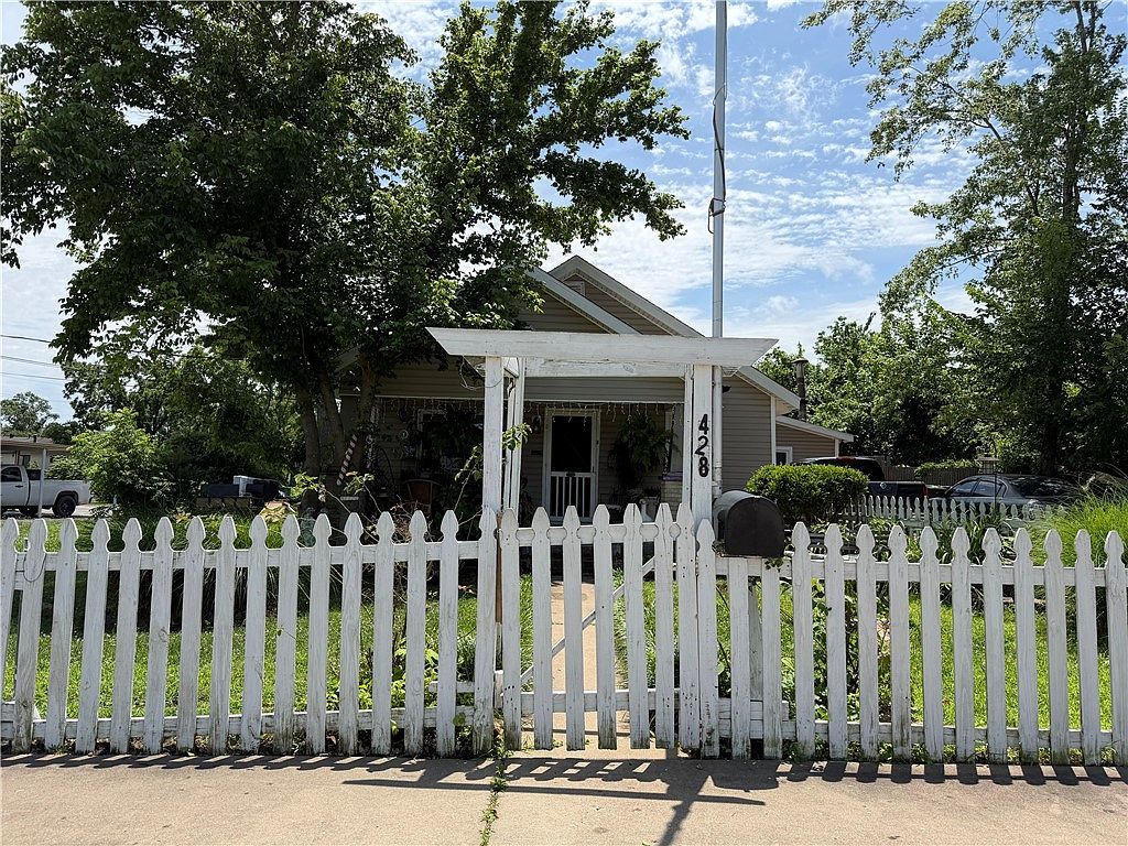 428 E Locust St Rogers, AR 72756 - Thumbnail 5