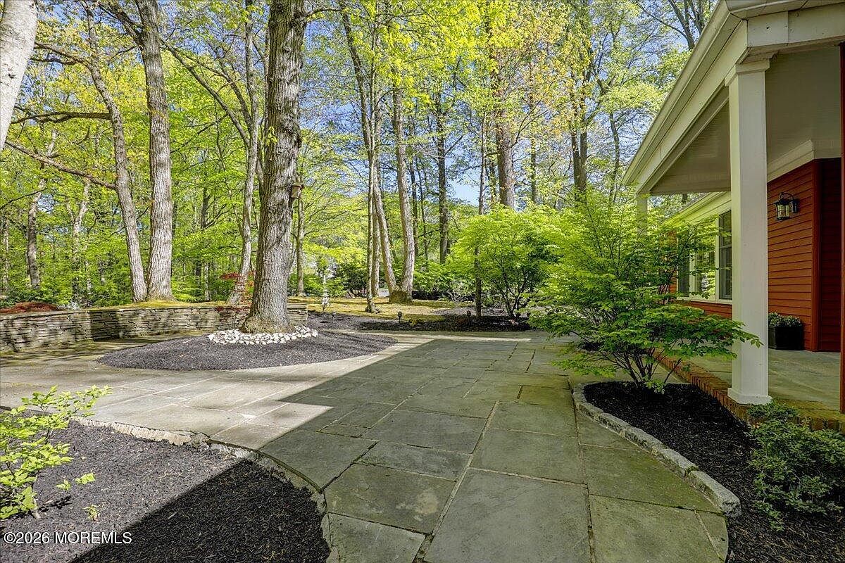 6 Twin Brooks Ct Holmdel, NJ 07733 - Thumbnail 5