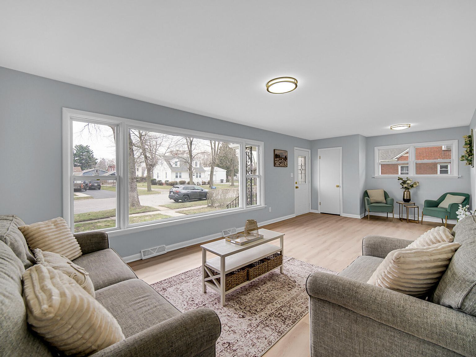 2710 Decatur St Lake Station, IN 46405 - Thumbnail 5