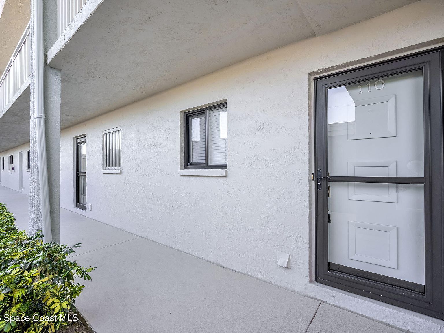 1595 N Atlantic Ave APT 110 Cocoa Beach, FL 32931 - Thumbnail 5