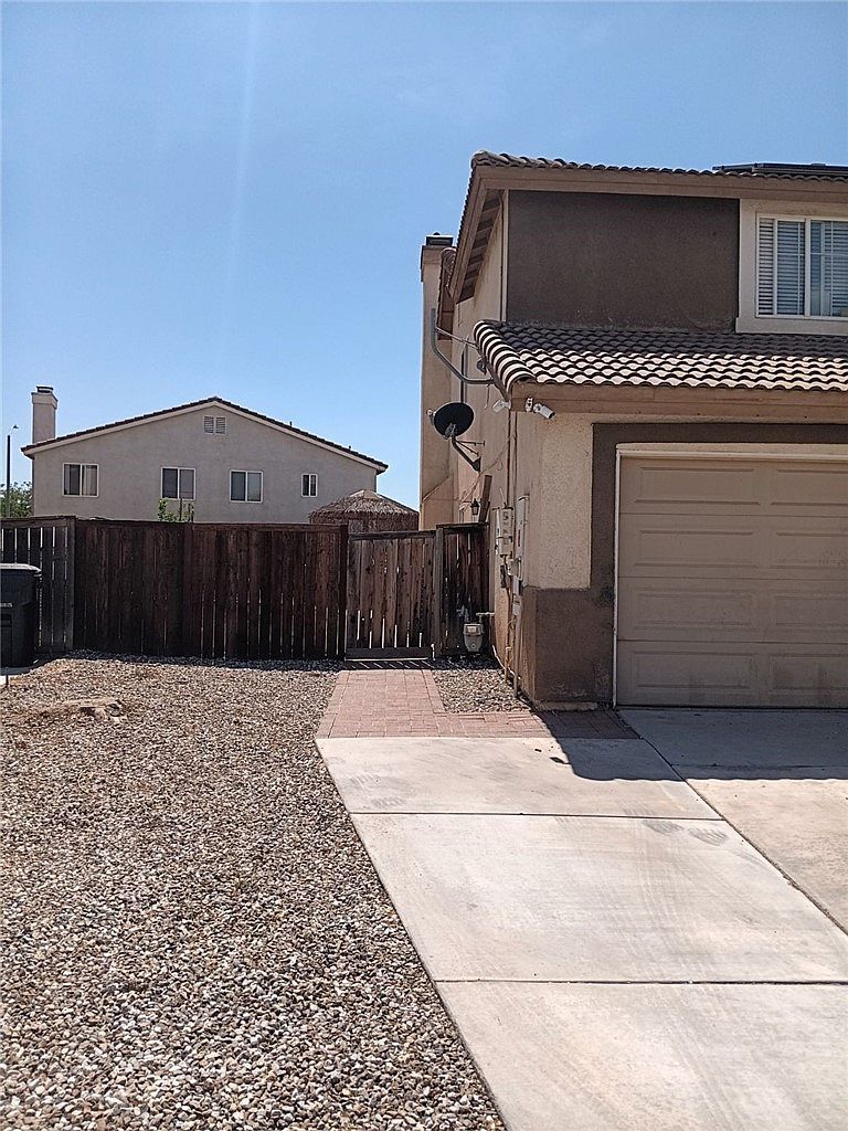 1639 Apple Blossom Way Hemet, CA 92545 - Thumbnail 5