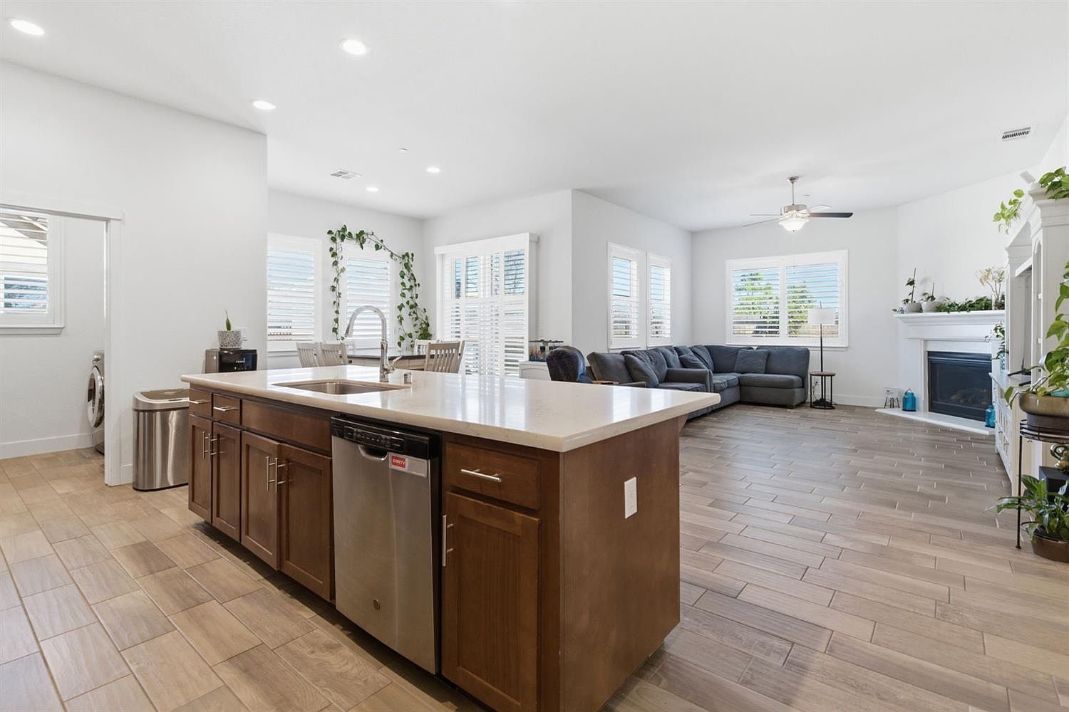 1104 Basalt Dr Los Banos, CA 93635 - Thumbnail 5