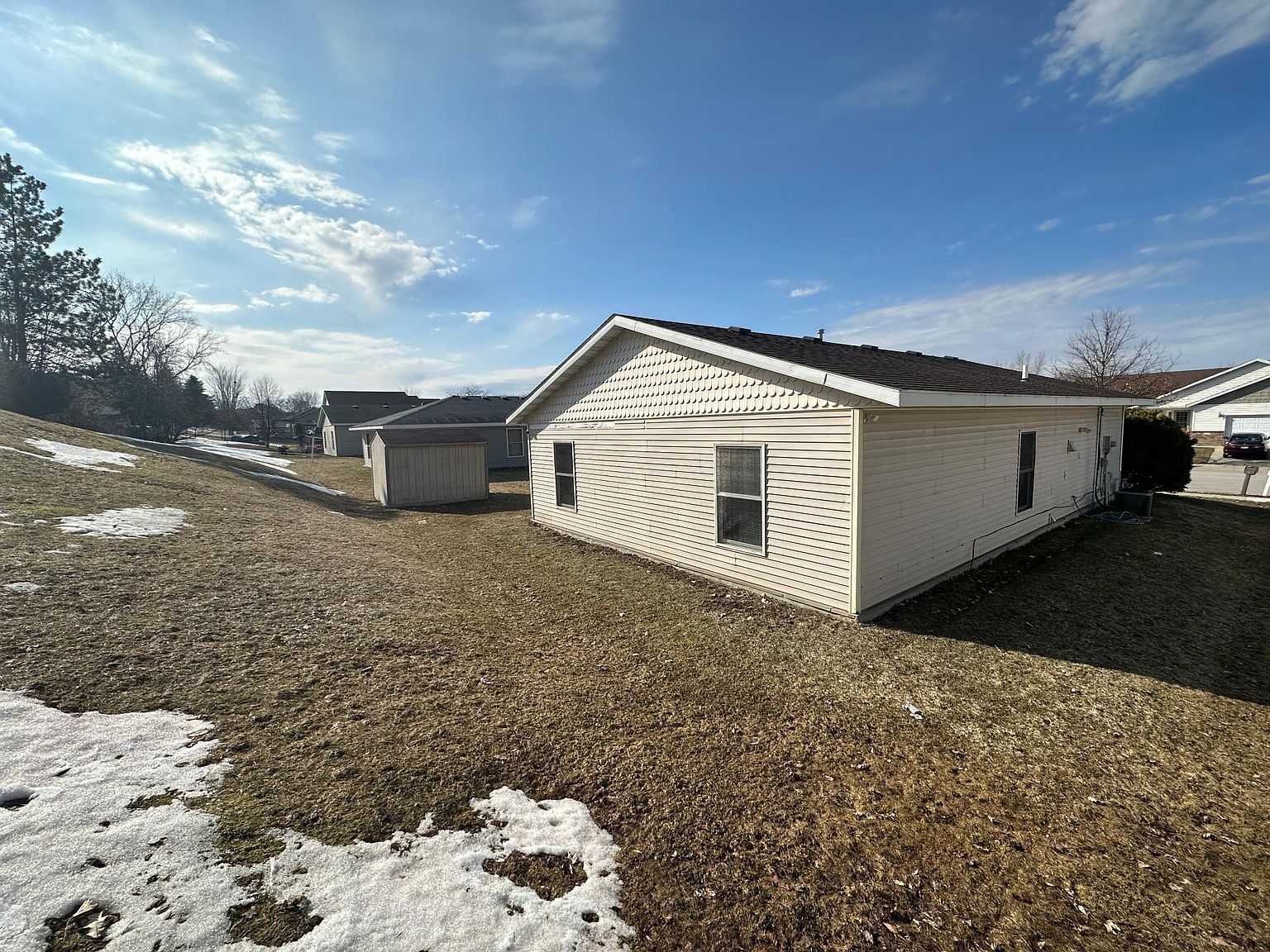 4552 Manor Brook Dr NW Rochester, MN 55901 - Thumbnail 5