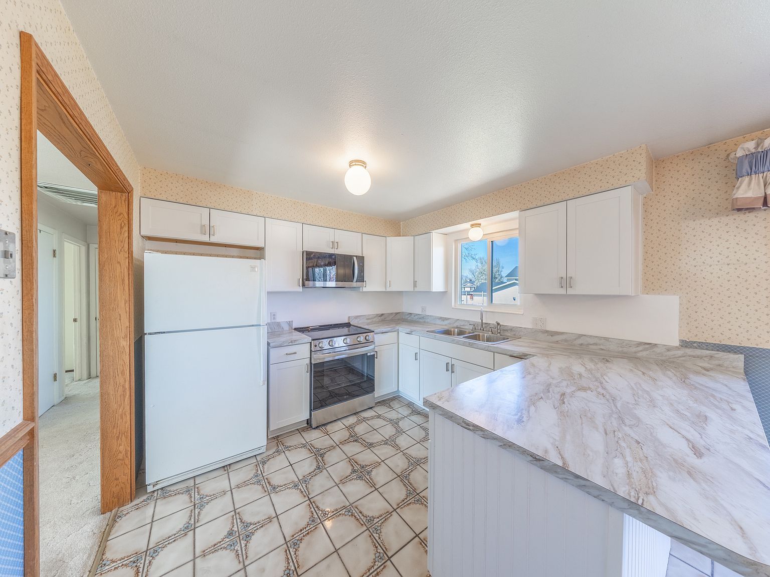 75 E Monticello Dr Kaysville, UT 84037 - Thumbnail 5