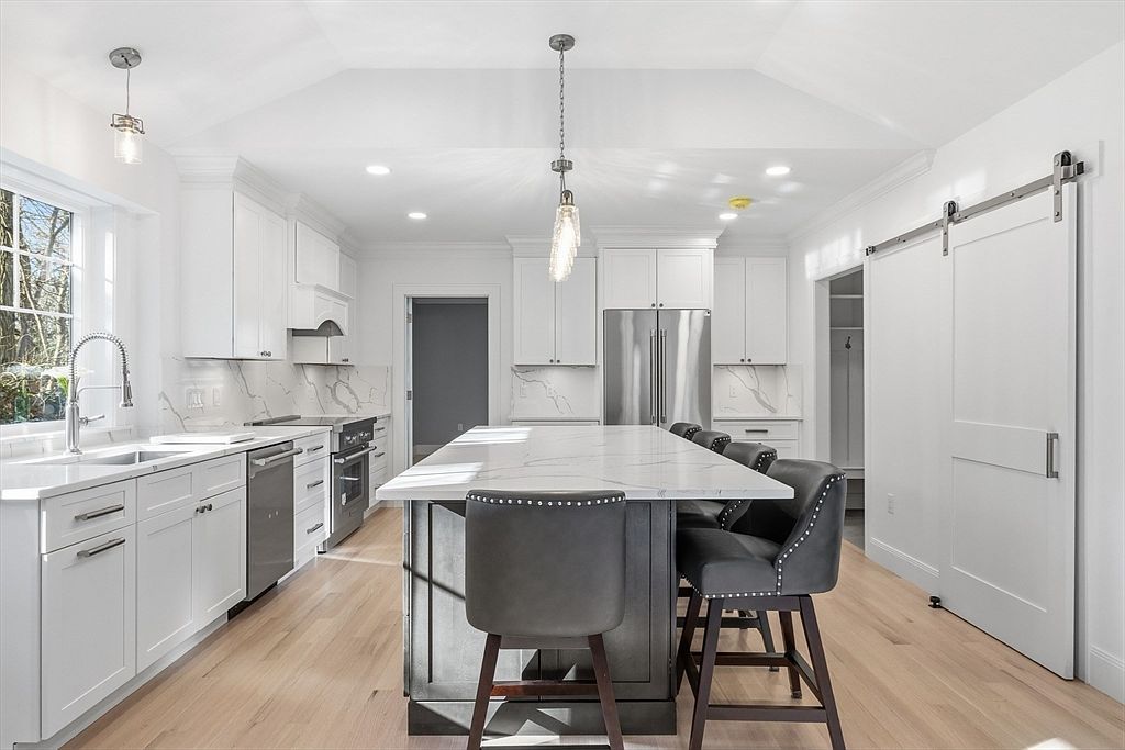 4 Aerial St Lexington, MA 02421 - Thumbnail 5