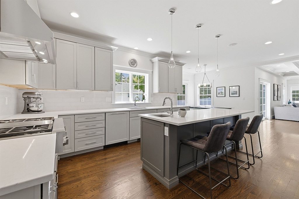 4 Augustus Rd Lexington, MA 02421 - Thumbnail 5