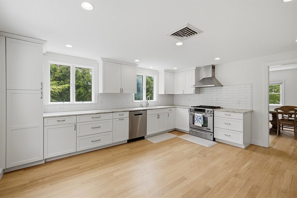 181 Rutledge Rd Belmont, MA 02478 - Thumbnail 5