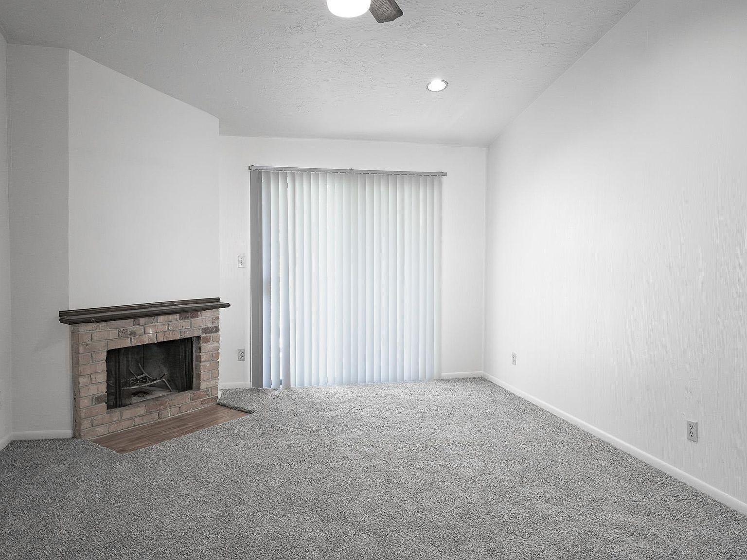 421 W San Antonio St APT E4 San Marcos, TX 78666 - Thumbnail 5