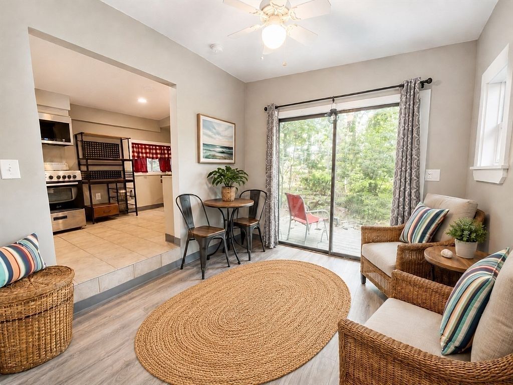 33 Wareham St #11 Carver, MA 02330 - Thumbnail 5