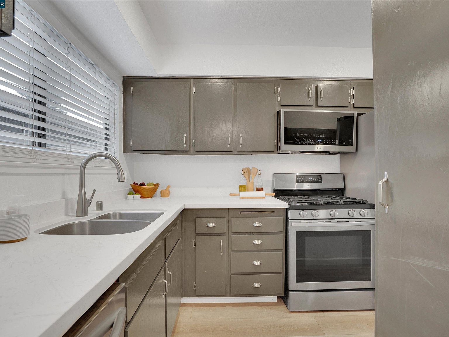 1120 Kenwal Rd APT C Concord, CA 94521 - Thumbnail 5