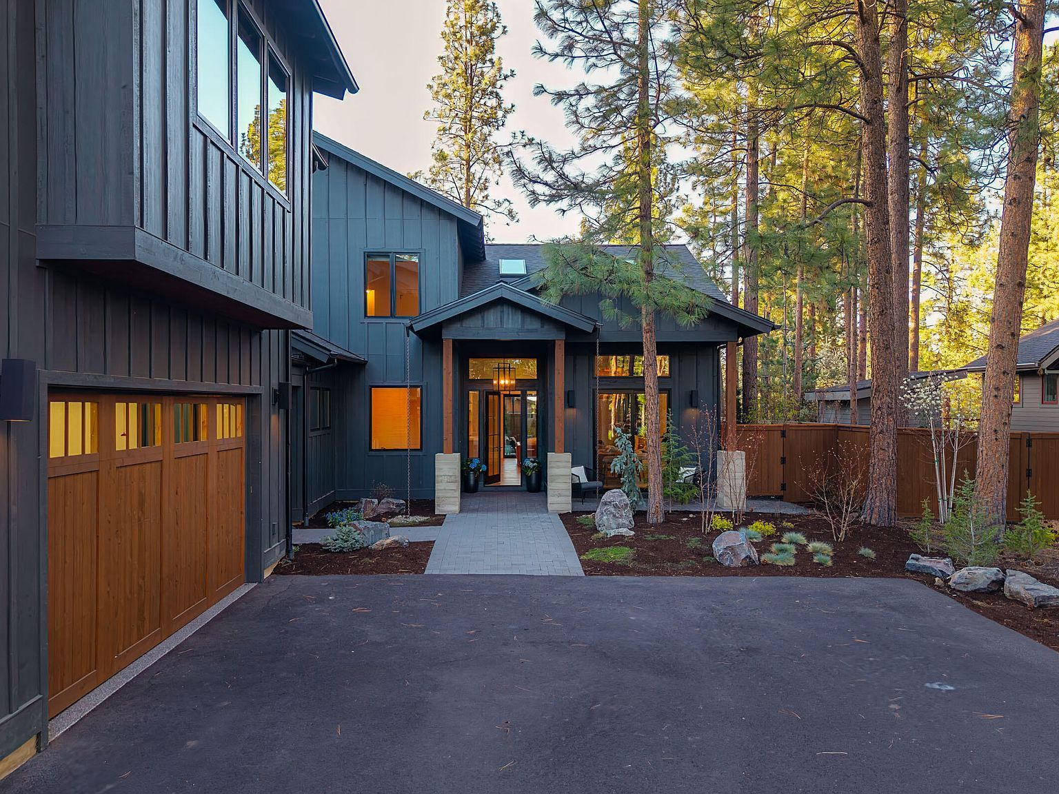 19546 E Campbell Rd Bend, OR 97702 - Thumbnail 5