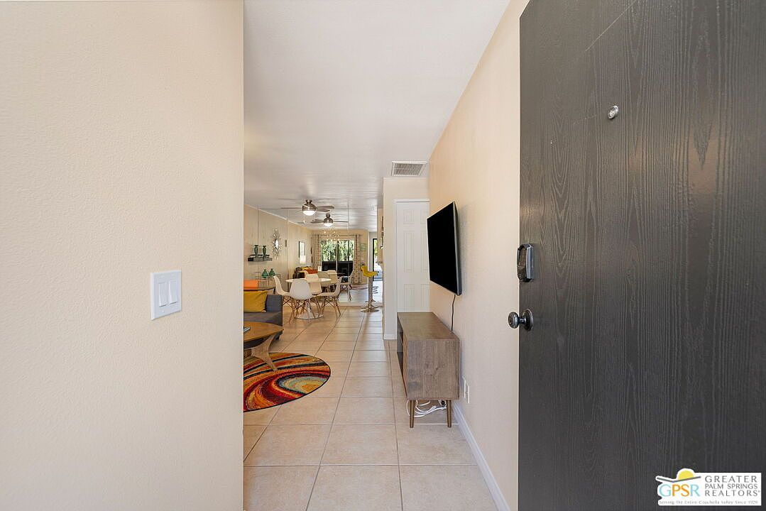 575 N Villa Ct UNIT 204 Palm Springs, CA 92262 - Thumbnail 5