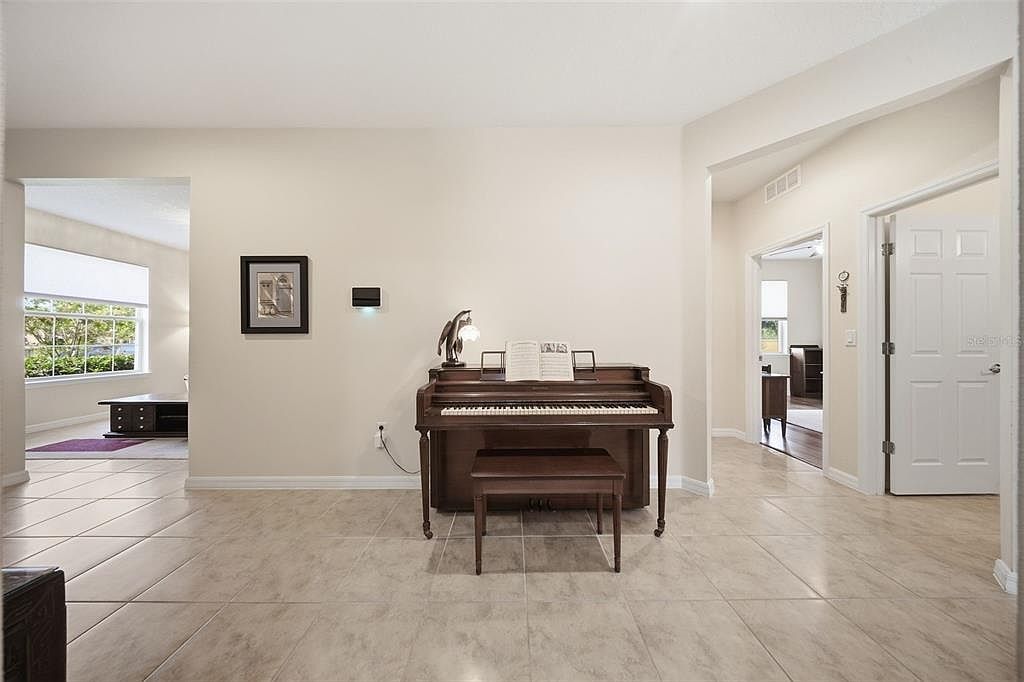 1670 Regal River Cir Ocoee, FL 34761 - Thumbnail 5
