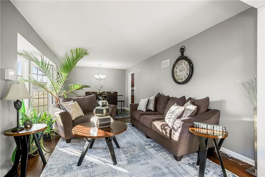 1700 NE 68th Ter Gladstone, MO 64118 - Thumbnail 5