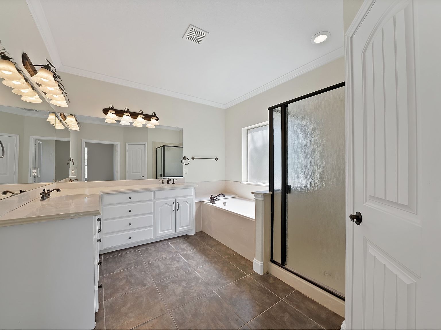 2770 S Lakeview Dr Cedar Hill, TX 75104 - Thumbnail 5