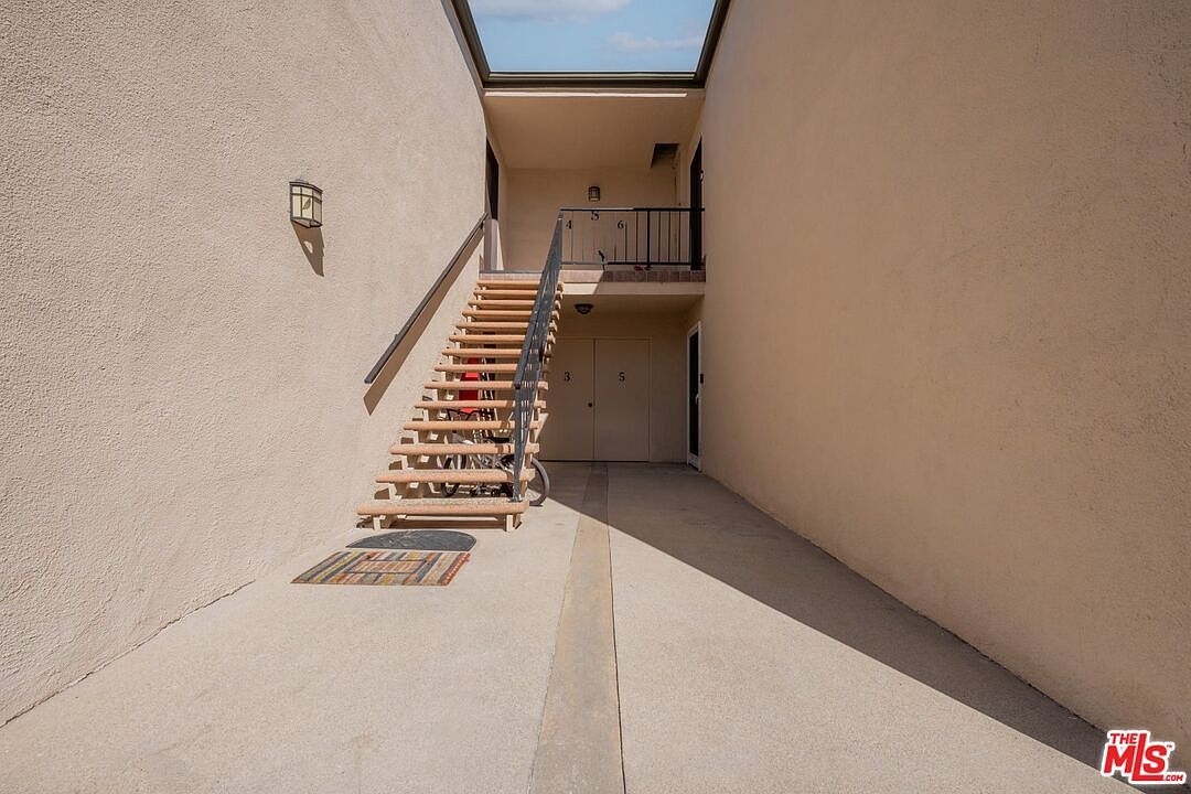 25730 Player Dr Unit S4 Santa Clarita, CA 91355 - Thumbnail 5