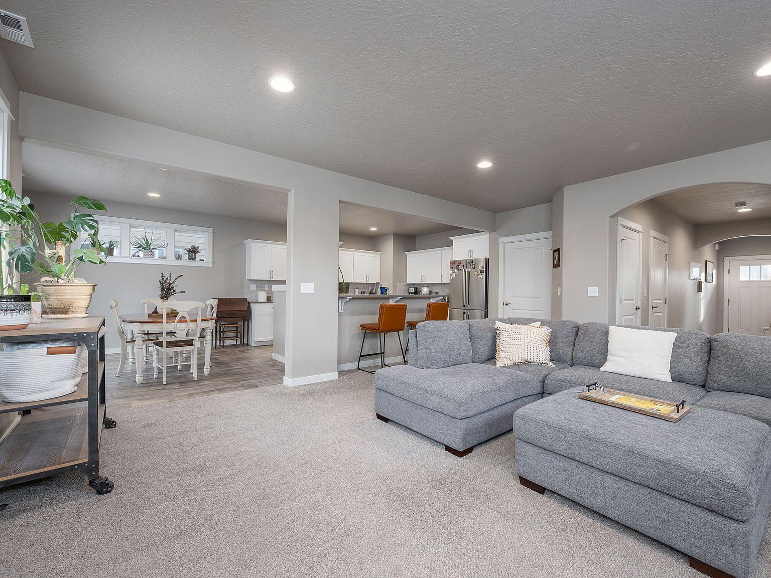 1324 W Hill Ave Sisters, OR 97759 - Thumbnail 5