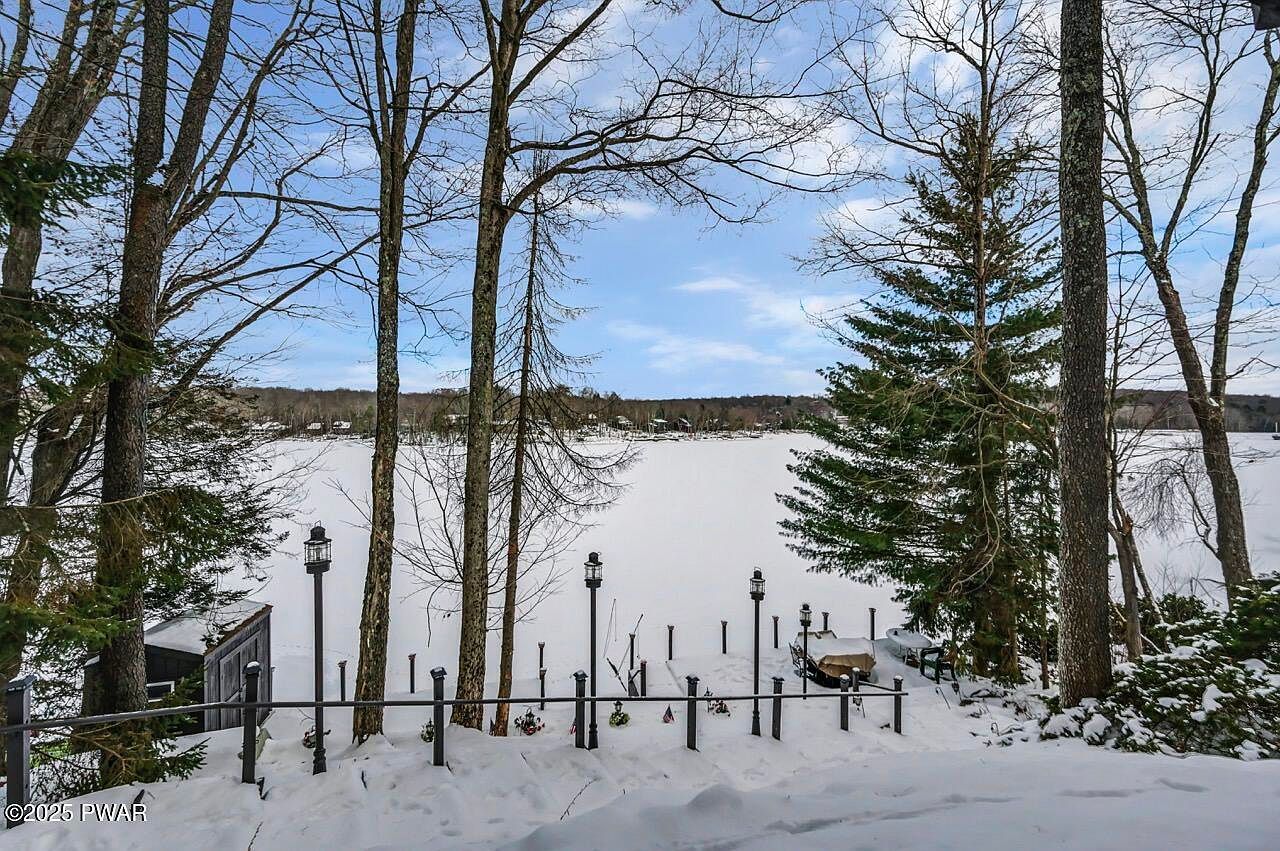 7 Woodpoint Ct Lake Ariel, PA 18436 - Thumbnail 5