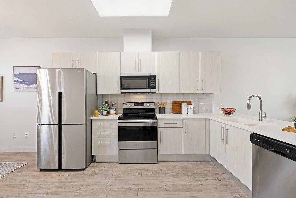 7805 Cooper Ln #401 Austin, TX 78745 - Thumbnail 5