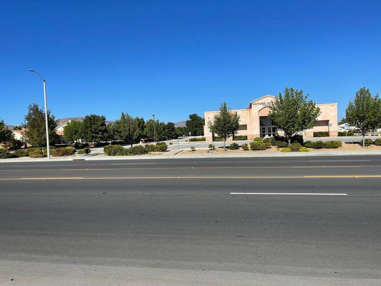 R12 Corner 25th Ste Ave Palmdale, CA 93550 - Thumbnail 5