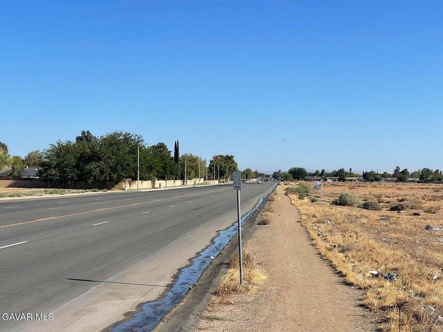 Corner 25th Ste Ave #R12 Palmdale, CA 93550 - Thumbnail 5