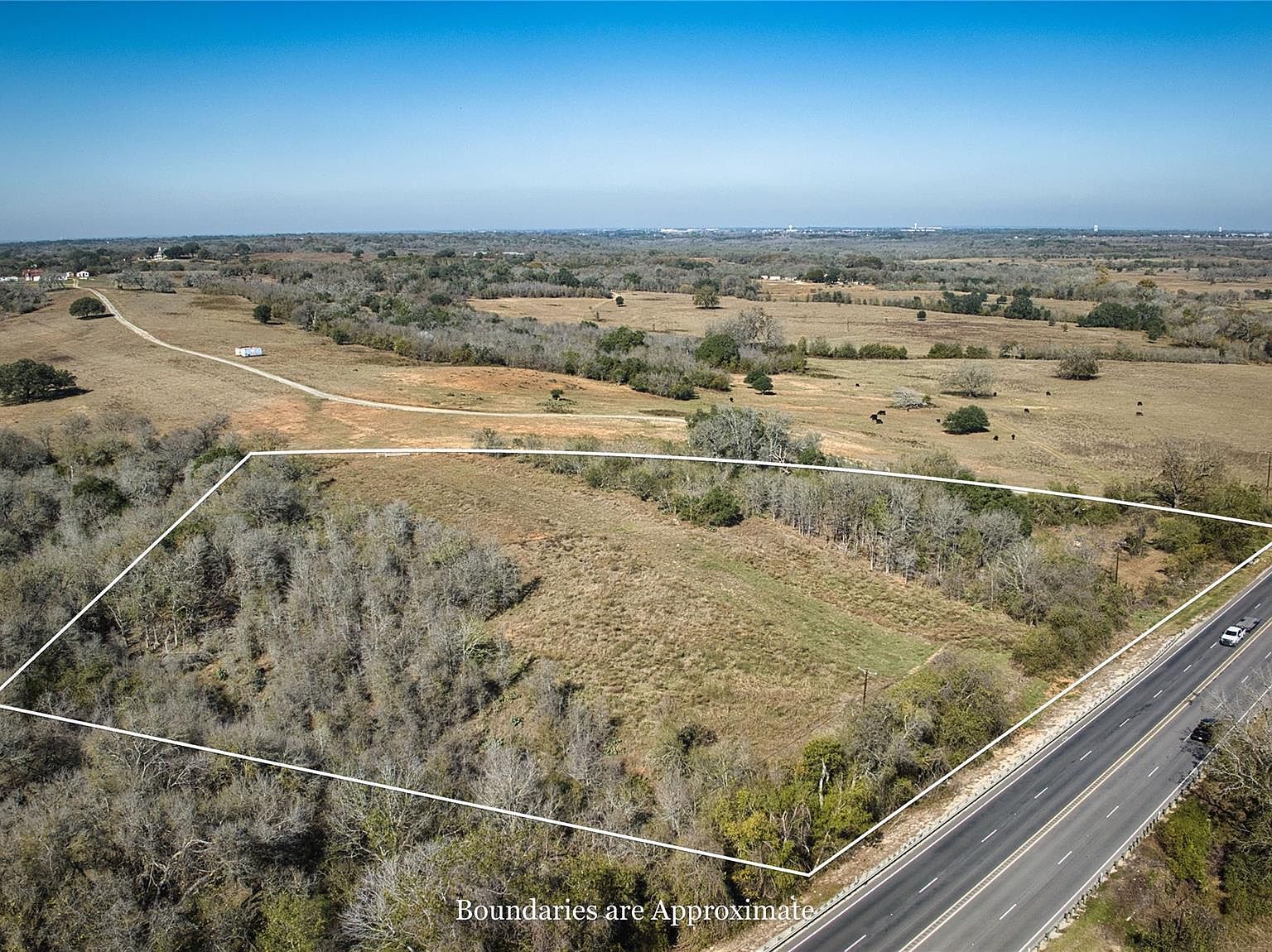 6635 S Us Highway 183 Lockhart, TX 78644 - Thumbnail 5